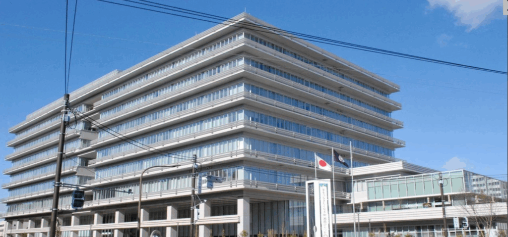 平塚市役所（資料写真）（神奈川新聞社）