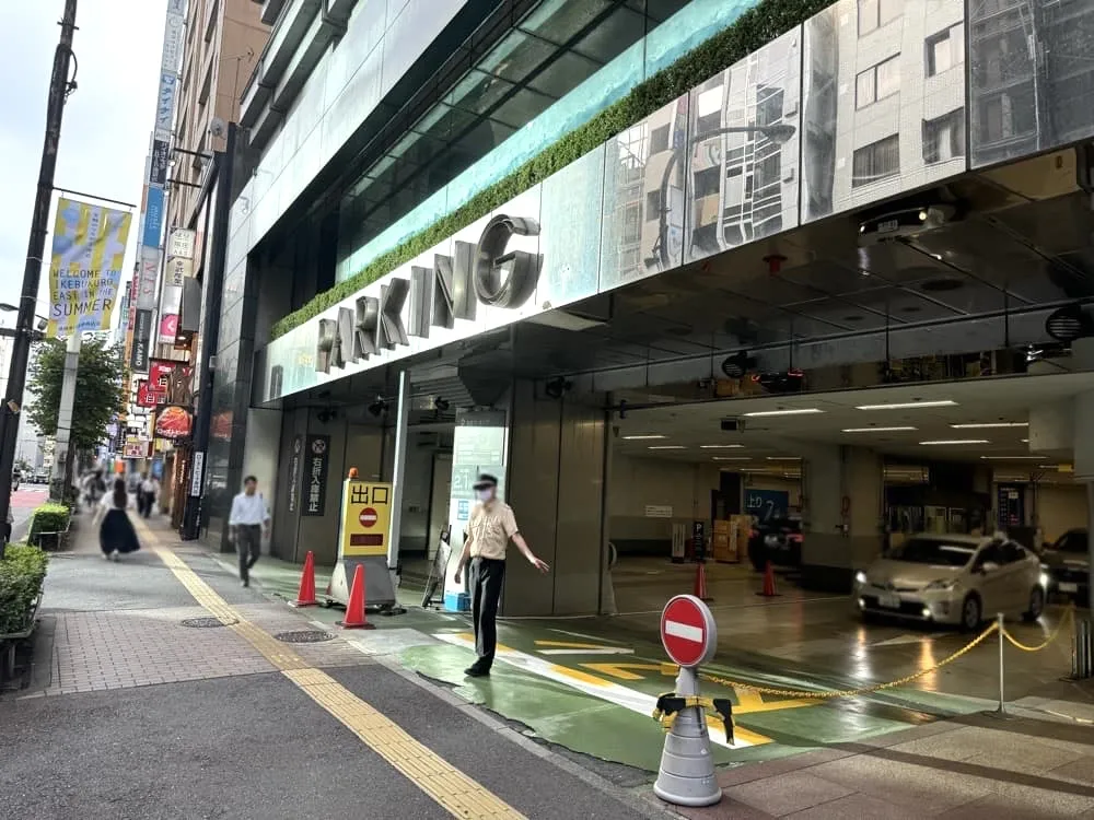 西武池袋本店の駐車場
