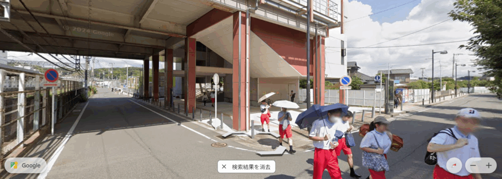 小机駅北口の様子